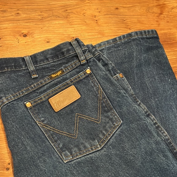 Men’s Wrangler Cowboy Cut Original Fit Jeans size 38 x 34 - Picture 2 of 4